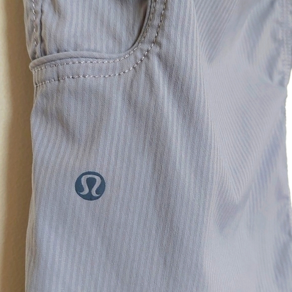 Lululemon Yoga Camp Crop - Picture 15 of 16